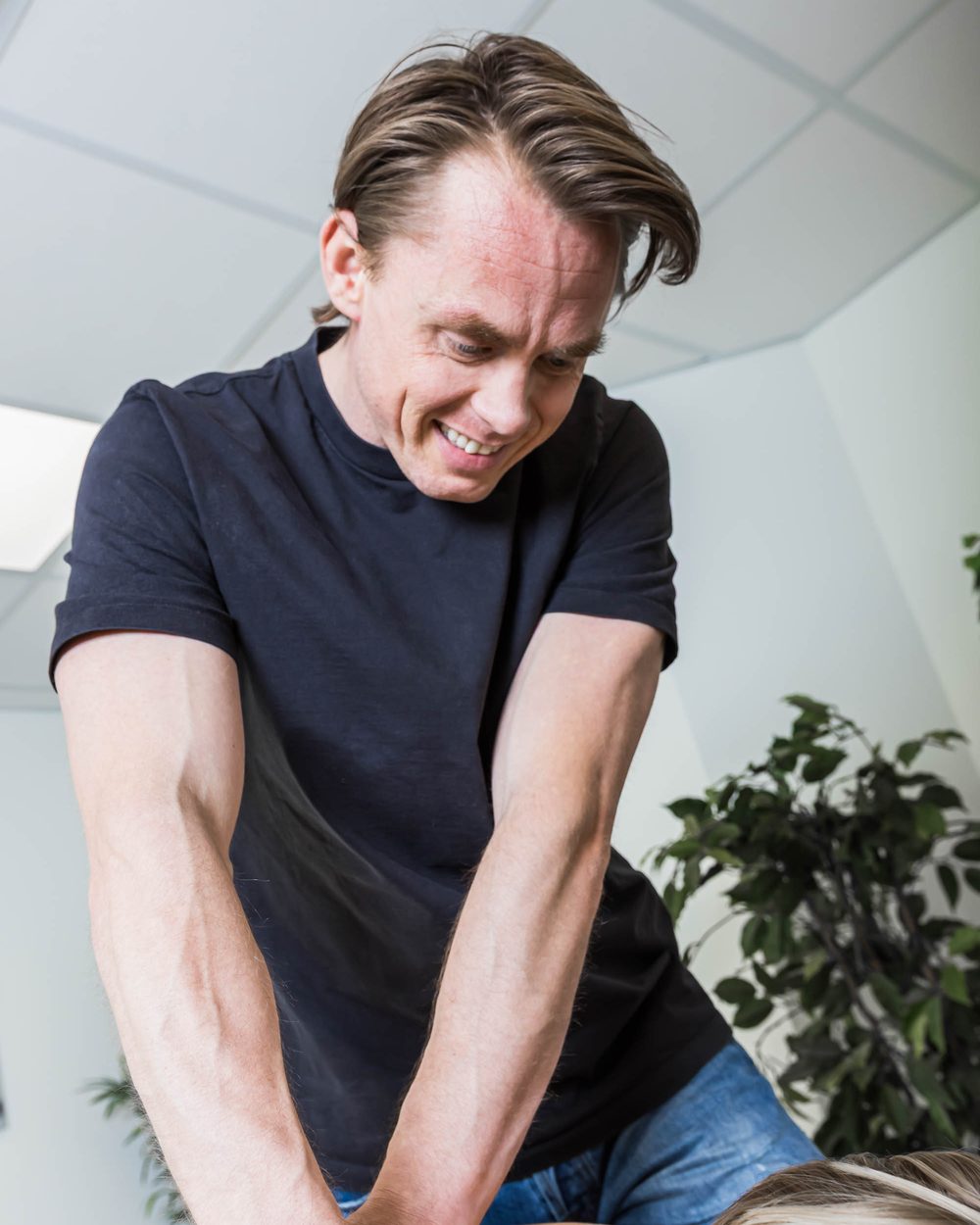 Behandling av rygg hos Maksimal Klinikk